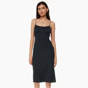 Wilfred Midi Bellow Dress